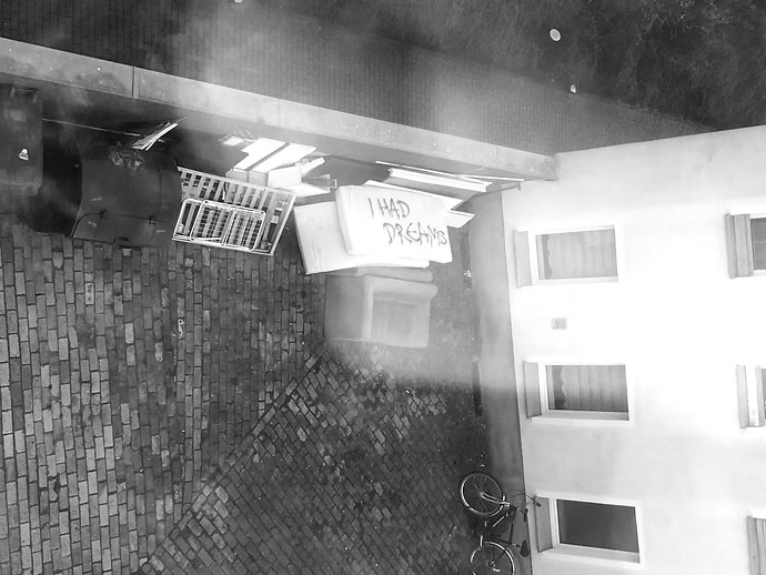 VERRAT (AT) – Partizipative Lesung & Projektvorstellung „Es hängt ein Grauschleier über der Stadt“